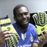 Randy Moss Faux-Signed a Pro Soccer Contract