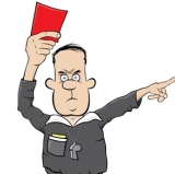 Bayern Goes Top in a Red Card Weekend