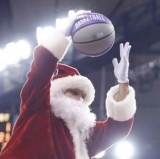 Santa slamming the large markets.