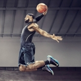 The Shot Dude: A Scoop of Hoops