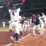 George Springer Blasts Unusual Back-to-Back Homers