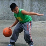 Kentucky Avoids Upset when Ole Miss Goes Playground