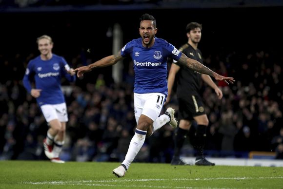 Theo Walcott Is Everton's New Hero
